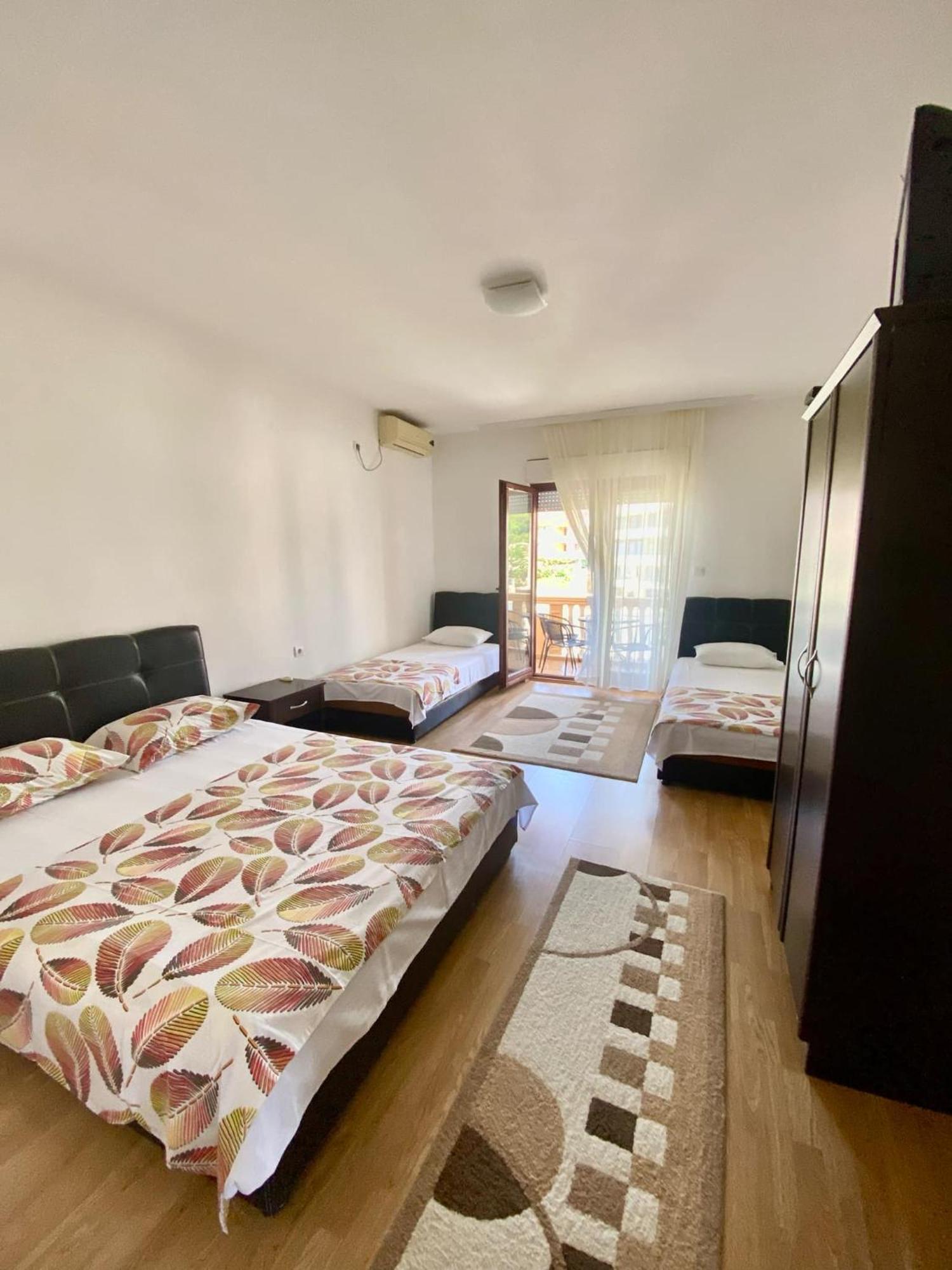 Dragovoja Lux Apartments & Rooms Улцинь Екстер'єр фото