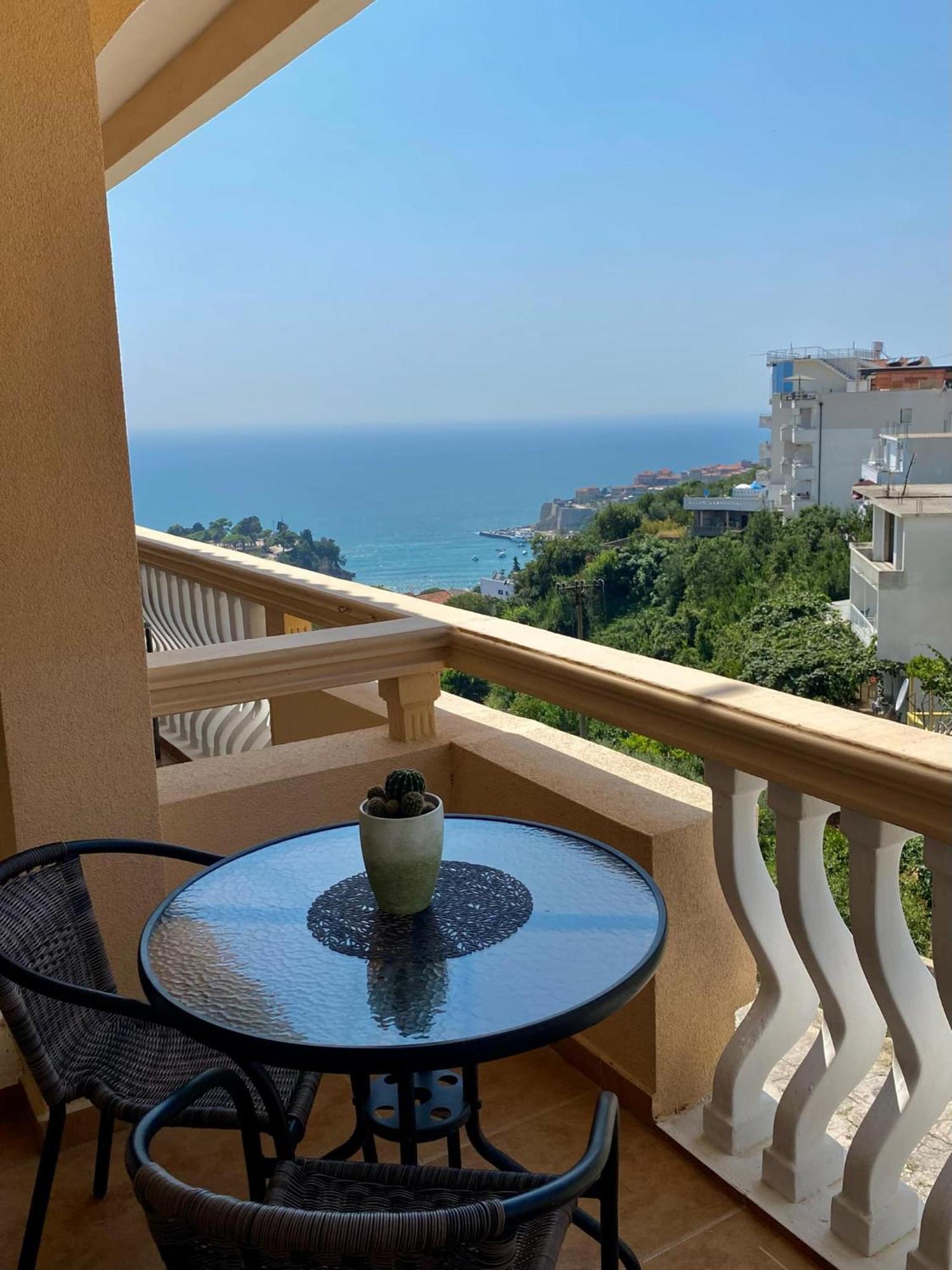Dragovoja Lux Apartments & Rooms Улцинь Екстер'єр фото