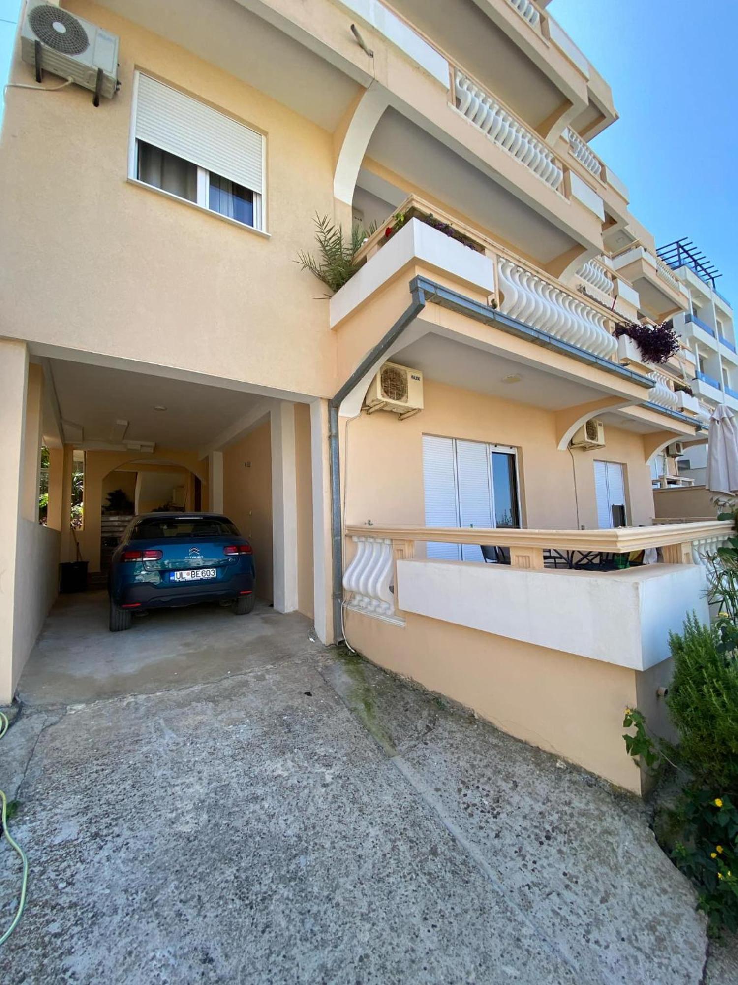 Dragovoja Lux Apartments & Rooms Улцинь Екстер'єр фото