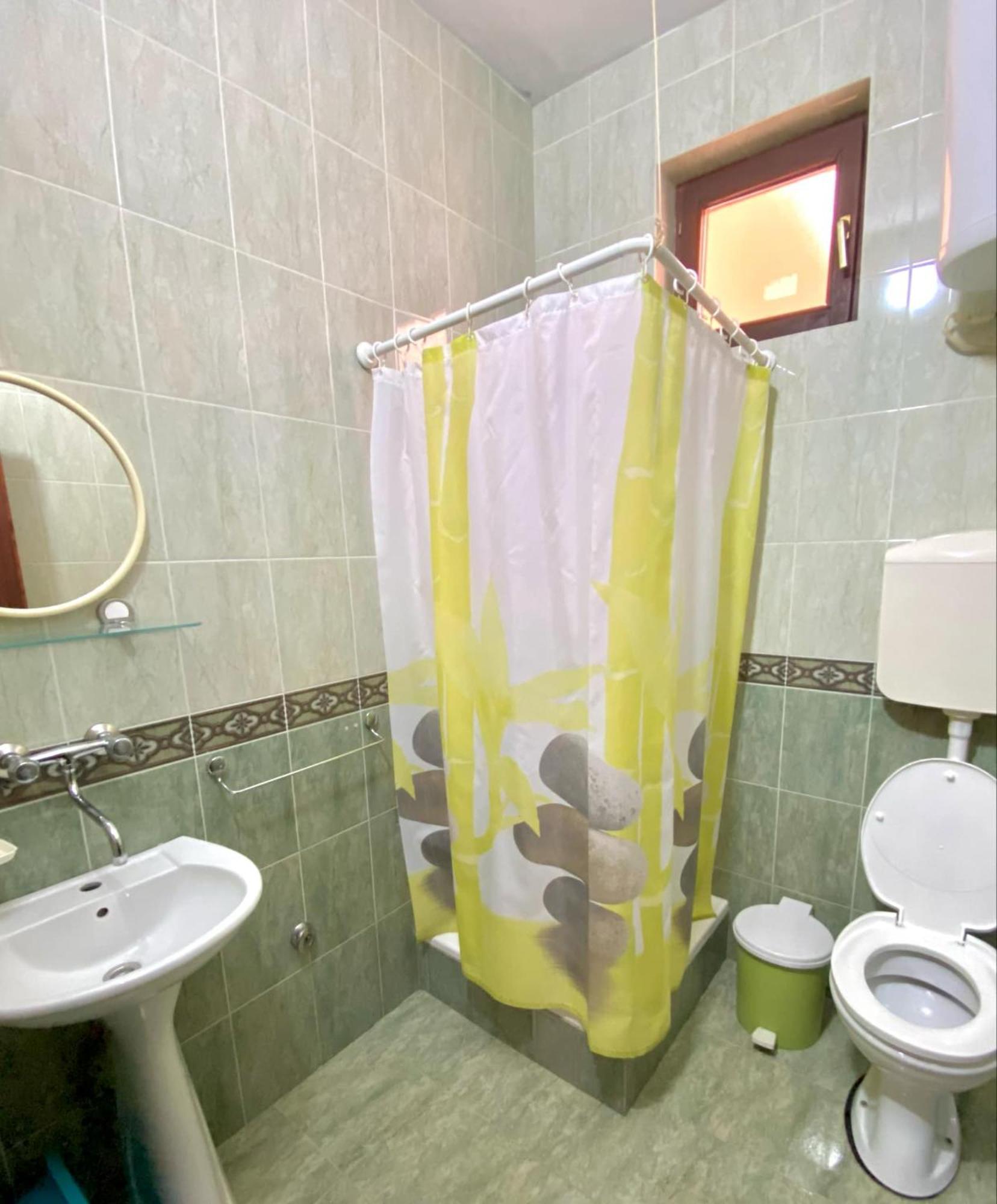 Dragovoja Lux Apartments & Rooms Улцинь Екстер'єр фото