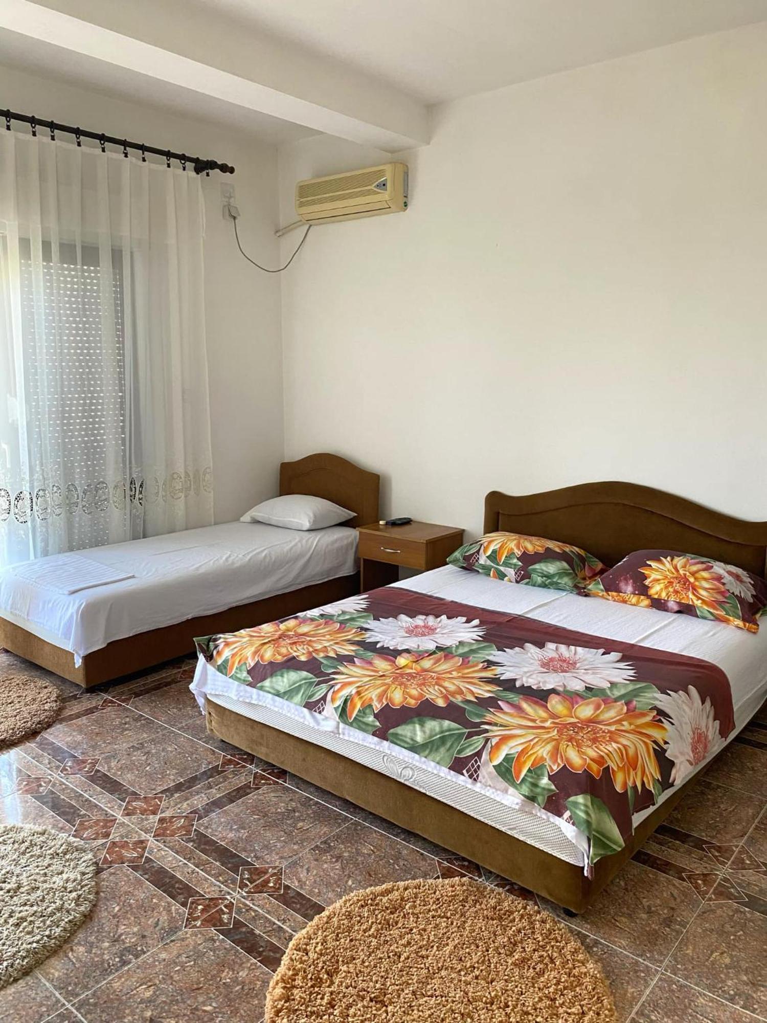 Dragovoja Lux Apartments & Rooms Улцинь Екстер'єр фото