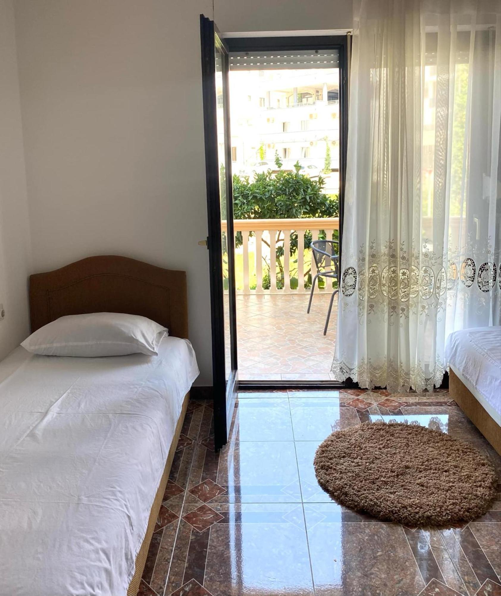 Dragovoja Lux Apartments & Rooms Улцинь Екстер'єр фото