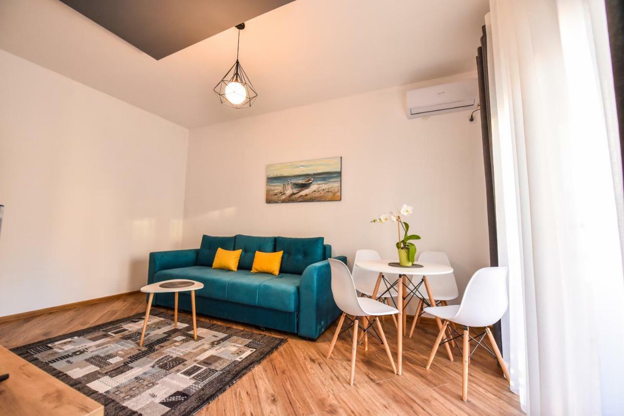 Dragovoja Lux Apartments & Rooms Улцинь Екстер'єр фото