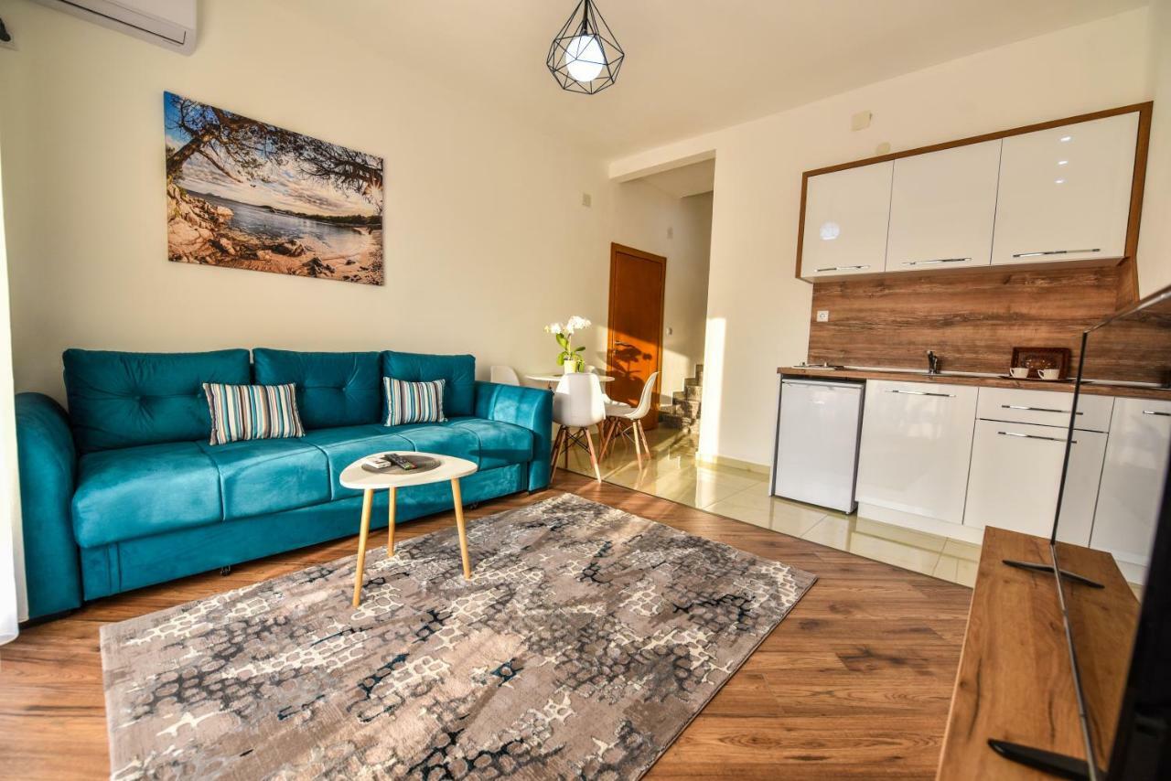 Dragovoja Lux Apartments & Rooms Улцинь Екстер'єр фото