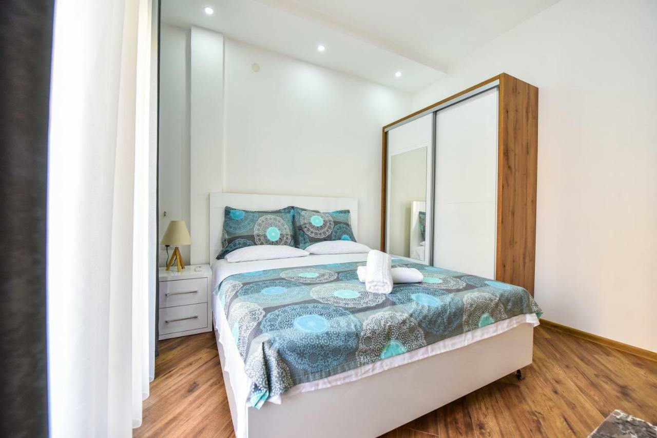 Dragovoja Lux Apartments & Rooms Улцинь Екстер'єр фото