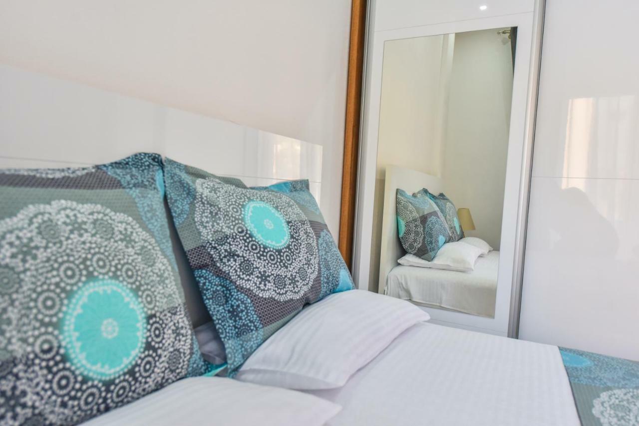 Dragovoja Lux Apartments & Rooms Улцинь Екстер'єр фото